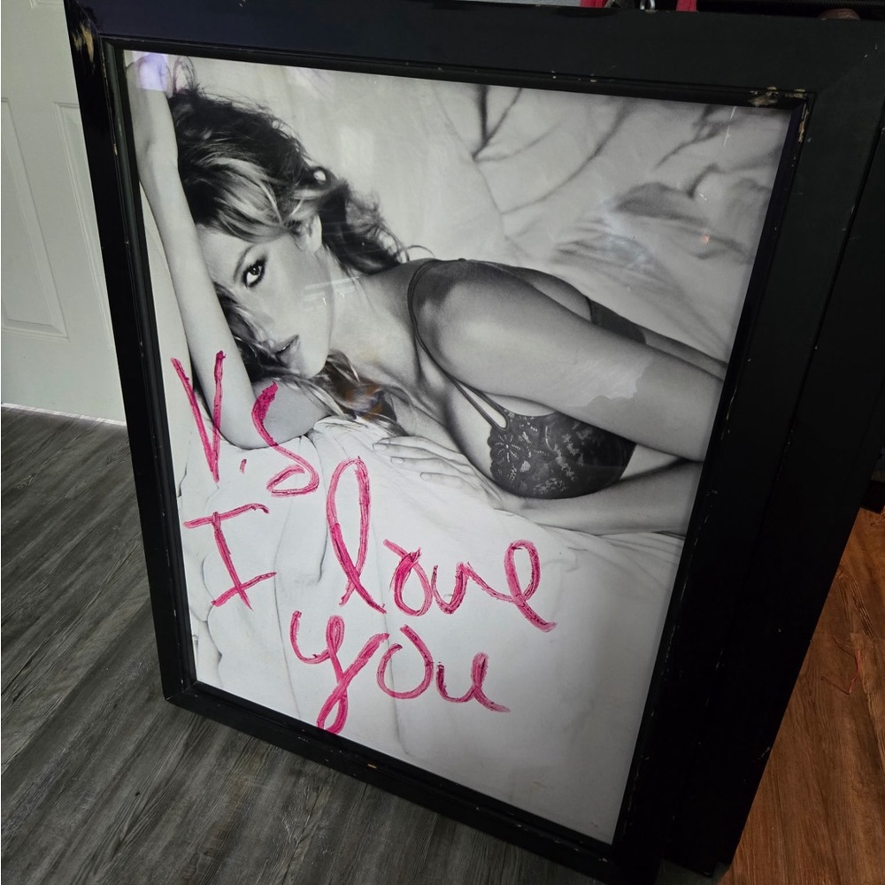VS I Love You Framed Art